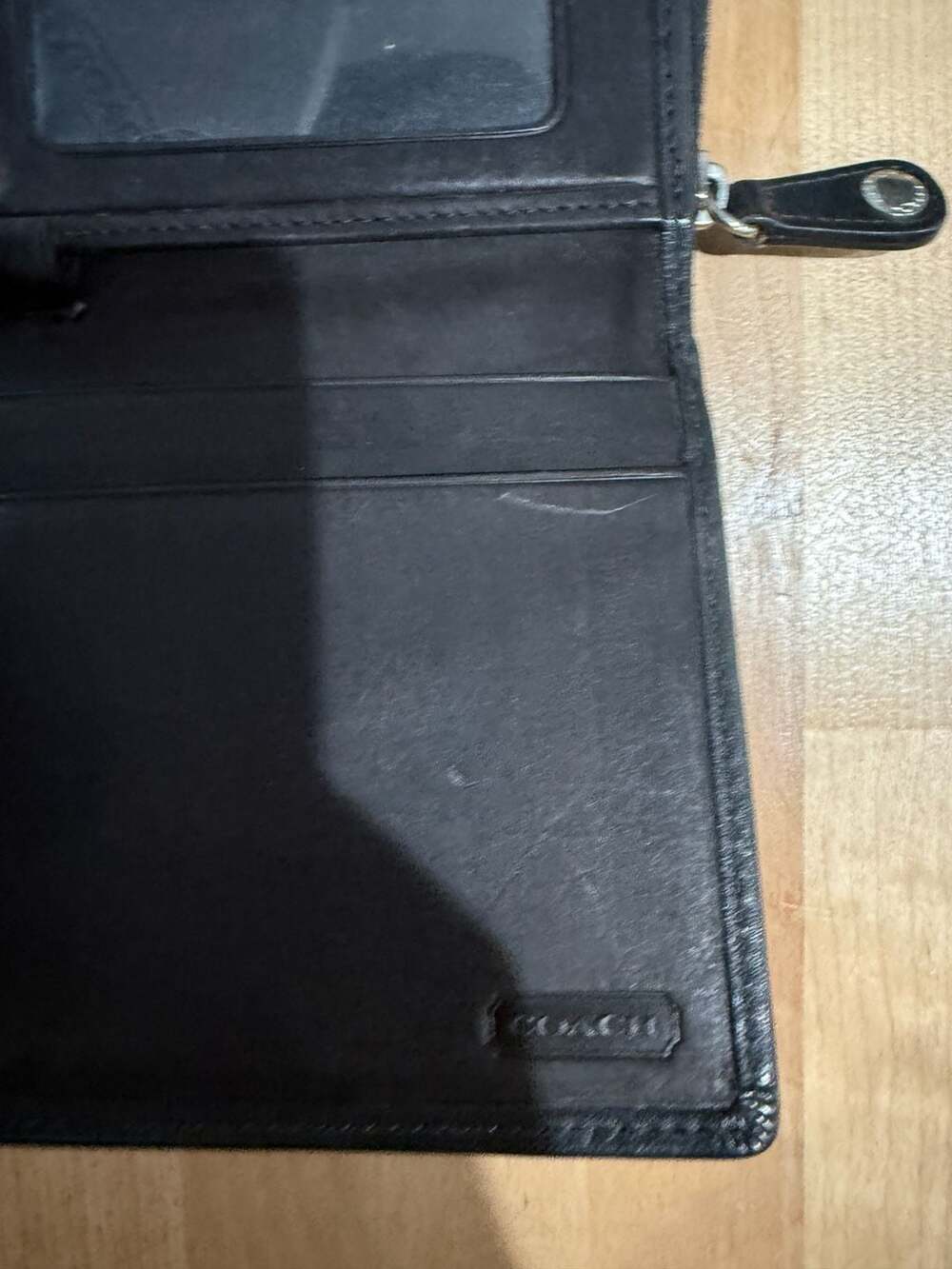 Coach - Picture 6 of 7
